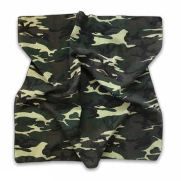 Vintage Camouflage Bandana - Picture 1 of 2